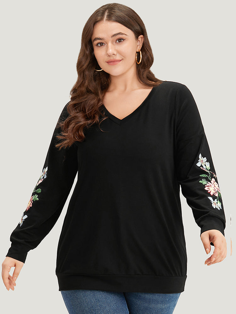 V neck sweatshirt online plus size