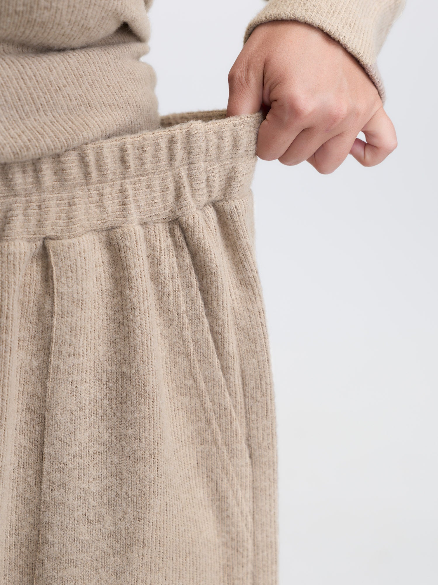 6b56a9b2-5f0a-4eb1-a249-3b59600d5683