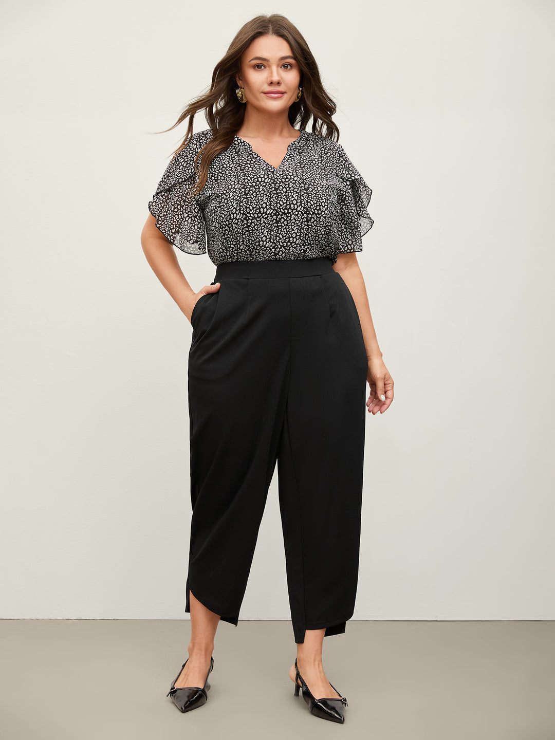 Split Curvy Hem Straight-Leg Pants