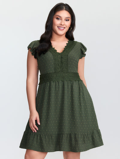 Plus Size and Curvy Green Dresses for Women Sizes 10-30 | BloomChic Plus Size and Curvy Green Dresses for Women Sizes 10-30 | BloomChic