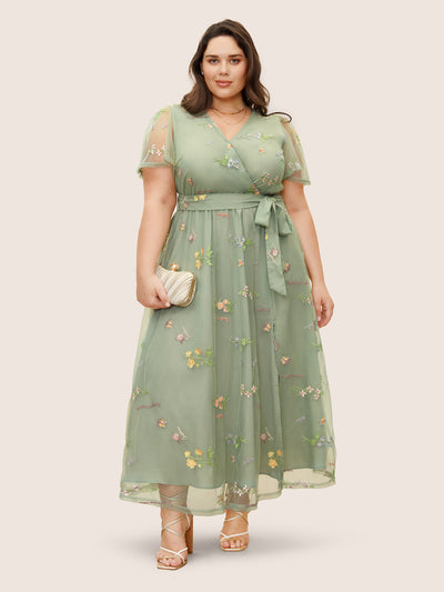 embroidered flower mesh dress Angelina Embroidered Floral Mesh Maxi Dress - Pink