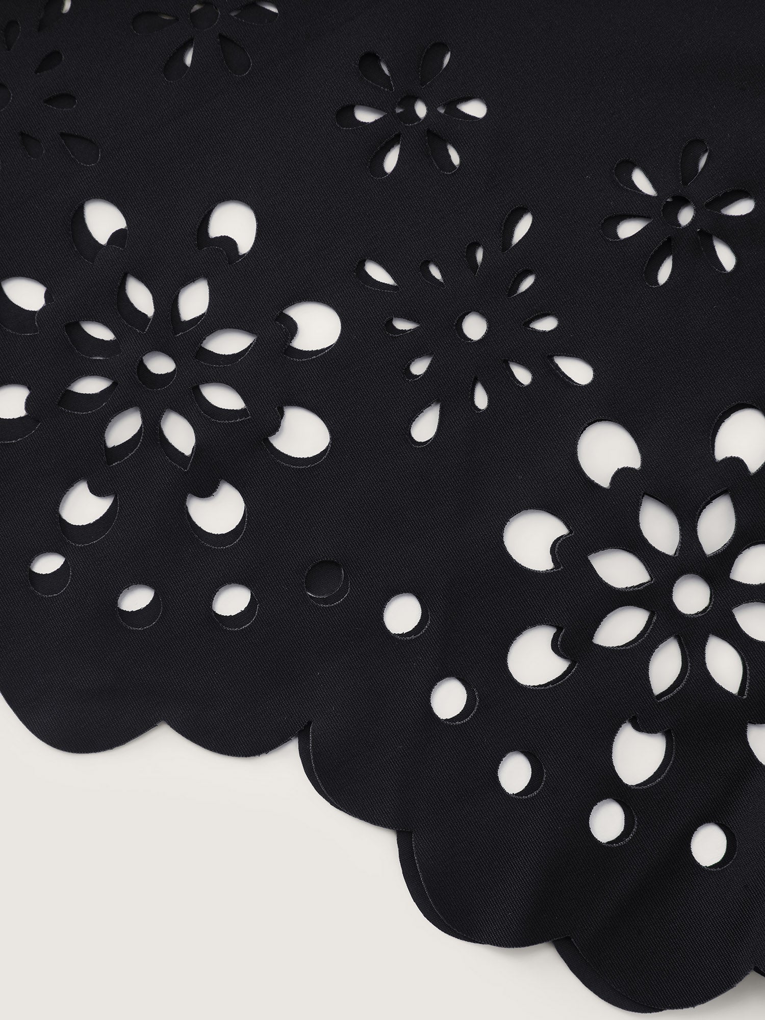 e6ecc7f1-cf0a-4186-8261-a1cfe5b142be