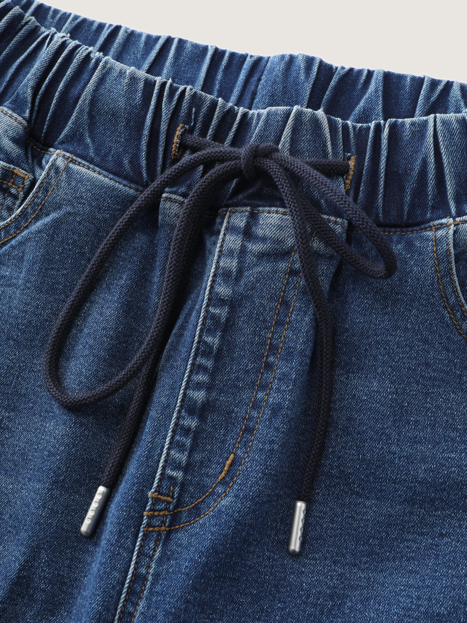 d4cd4297-40a2-4588-acd6-a0fd1d09fe9d