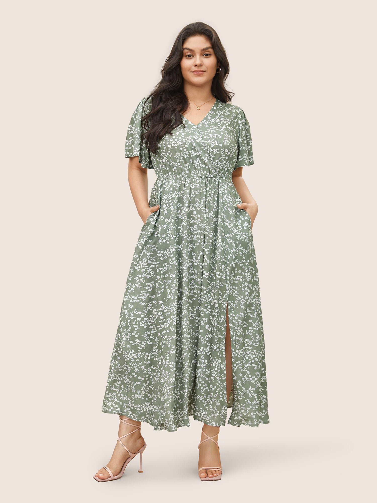 bloomchic dresses  This dress? Its a toast to sparkle.  , #BloomChic #AReImagining  #BloomChicDress #Midsize #Plussizefashion #sizeinclusive #Partywear