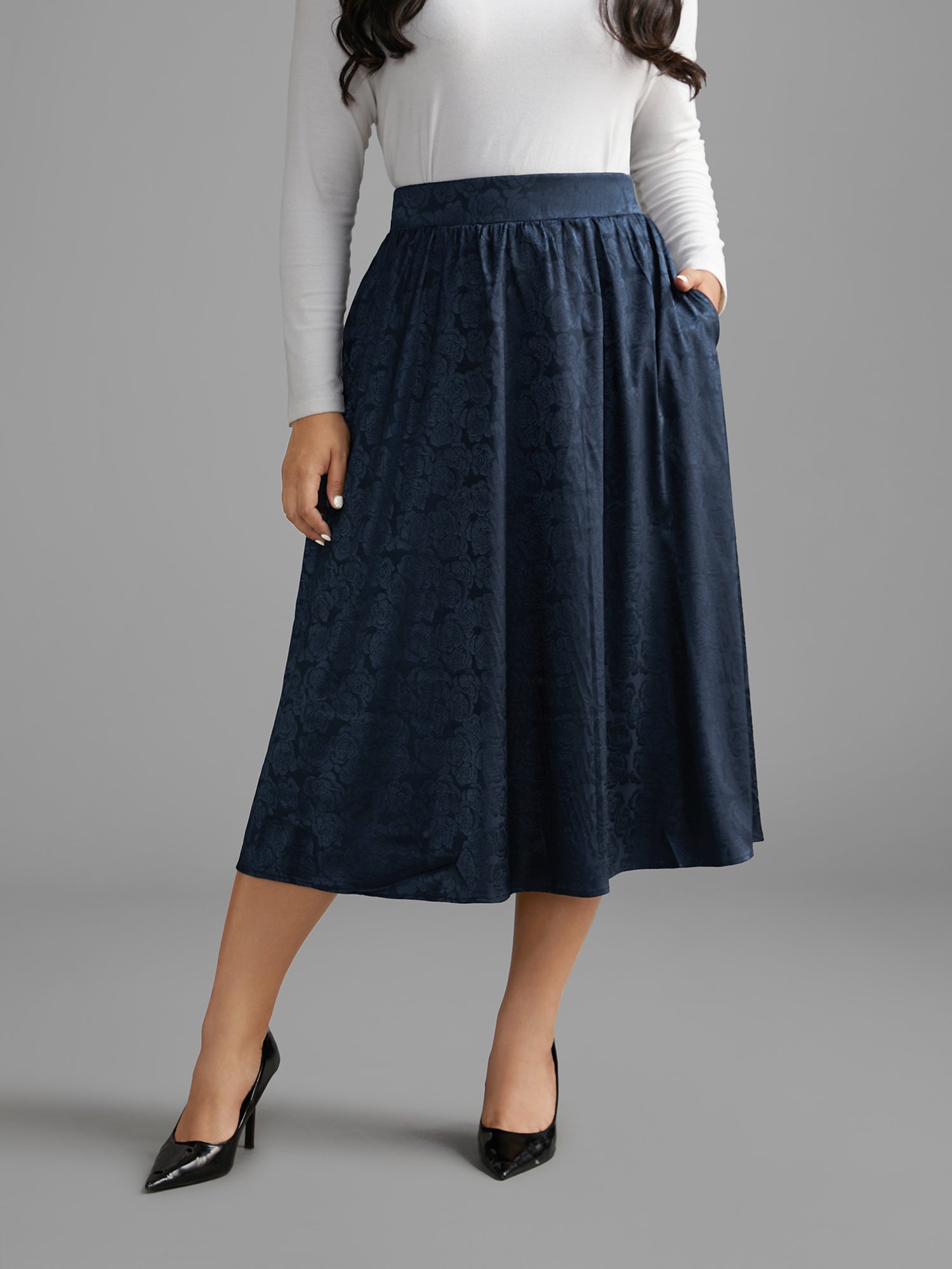 Plus Size and Curvy Skirts for Women Sizes 10 30 BloomChic