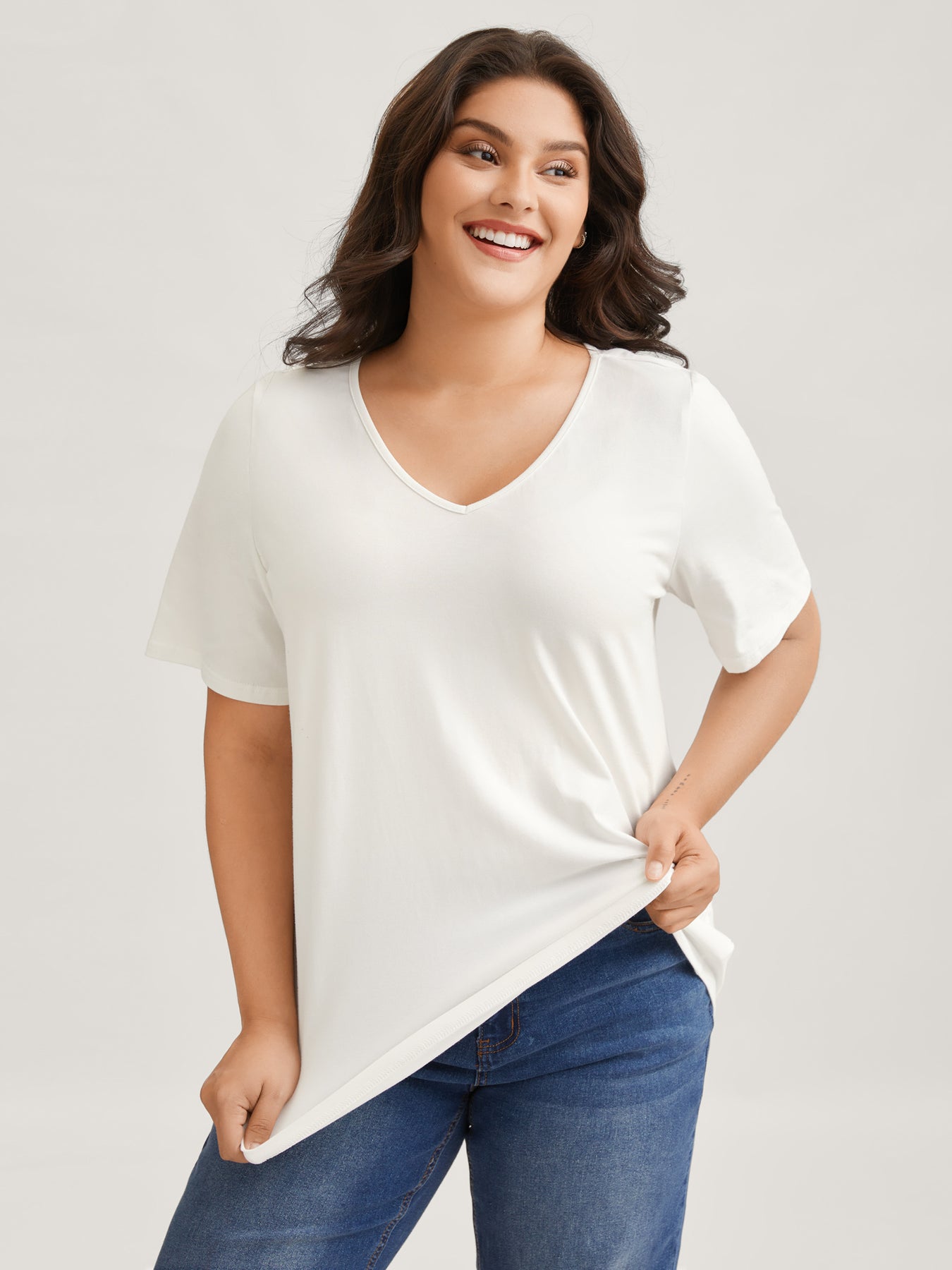 Cotton V Neck Plain Basic T-shirt – BloomChic