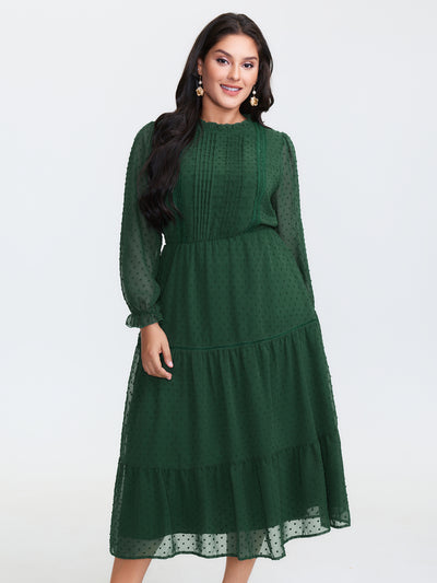 green emerald velvet dress Plus Size Lesleyanne Midi Dress- Green 1x / Green at Curvy Sense
