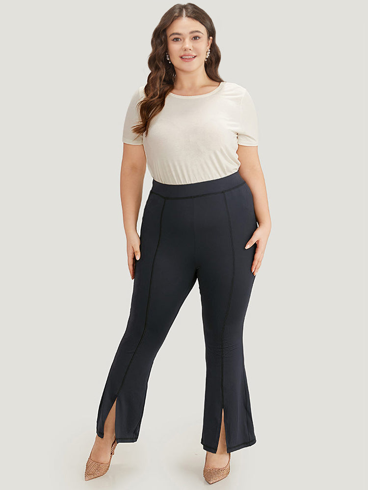 Solid color plus size high rise flare leggings. Inseam appro (7303525)