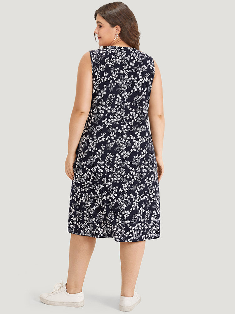 Ditsy Floral Pocket Crew Neck Tank Dress