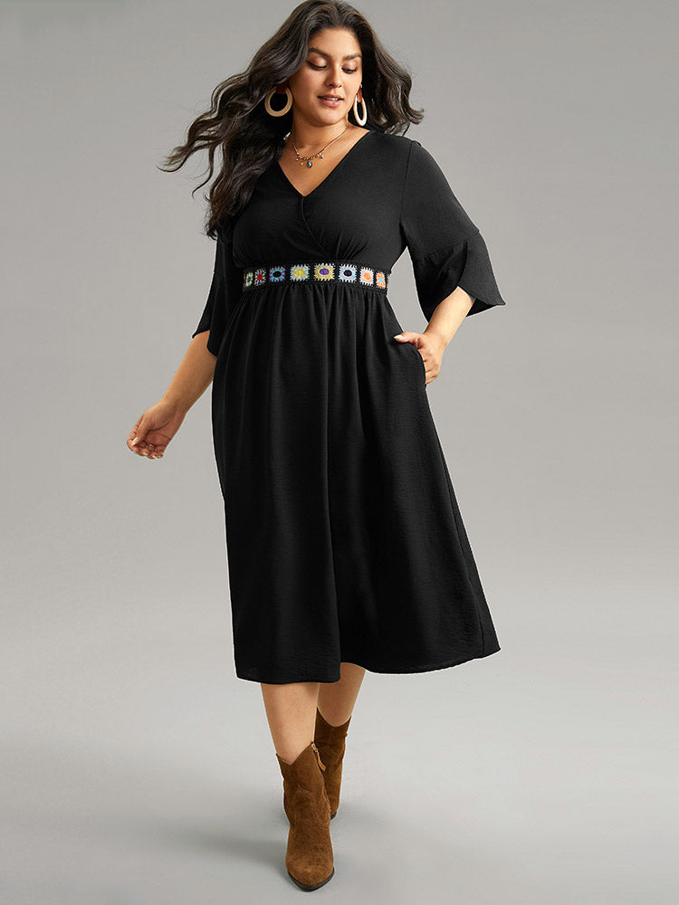 Plain Elastic Waist Embroidered Wrap Dress