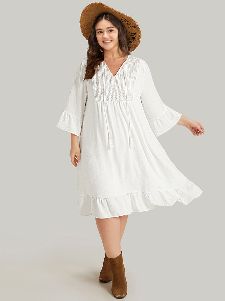Solid Pocket Ties Tassels Bell Sleeve Dress