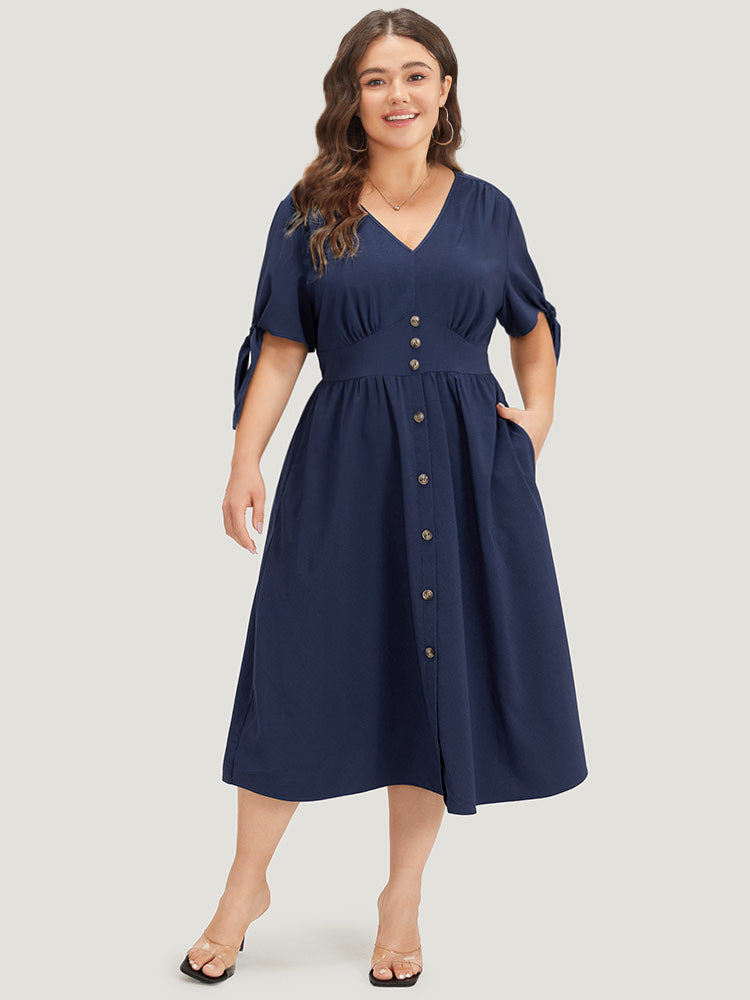 Plain Pocket Button Detail V Neck Plicated Knot Dress – BloomChic