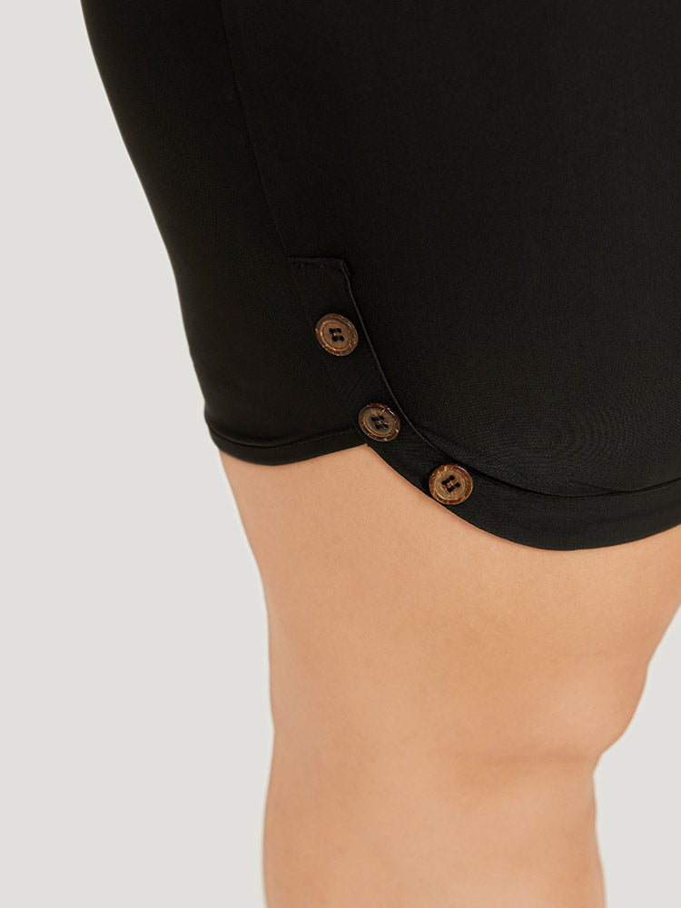 Plain Button Detail Dolphin Hem Leggings